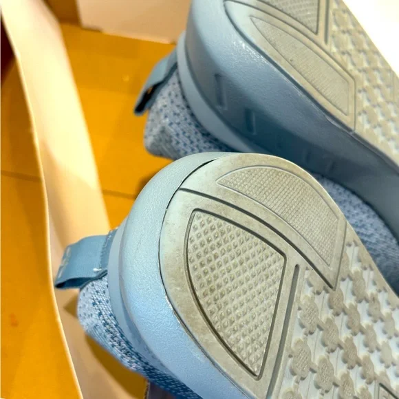 Women’s Adidas Swiftwear 22 Sneakers - Picture 16 of 17